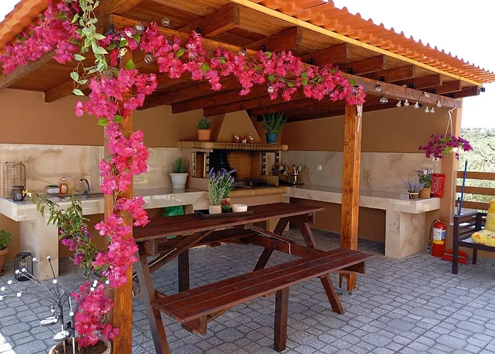 Mellifera * يميناريا